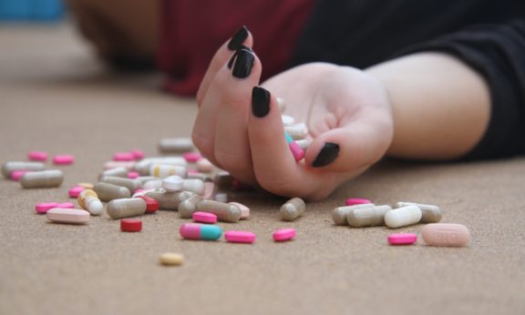 What causes Drug Addiction